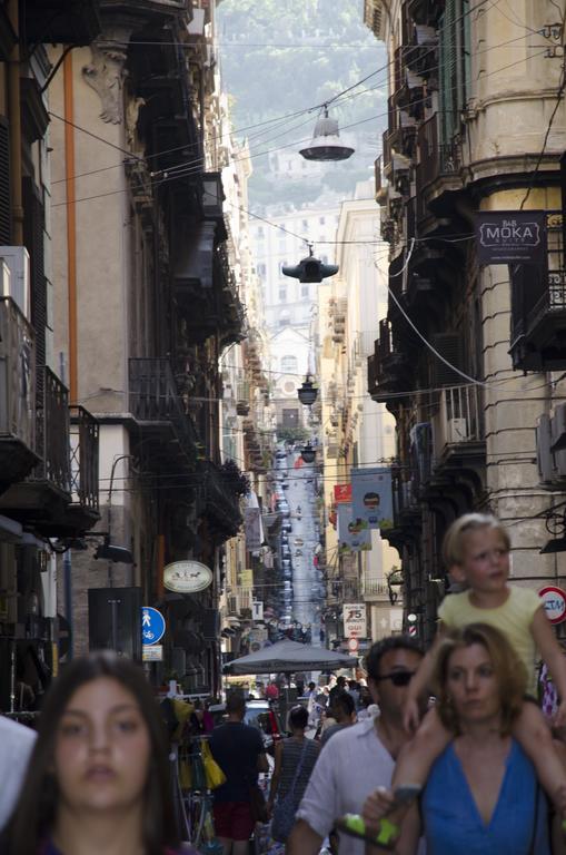 Camera Con Vista Apartments Naples Luaran gambar