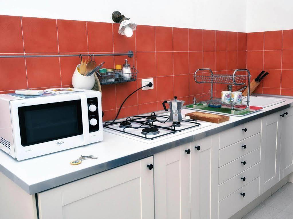 Camera Con Vista Apartments Naples Luaran gambar